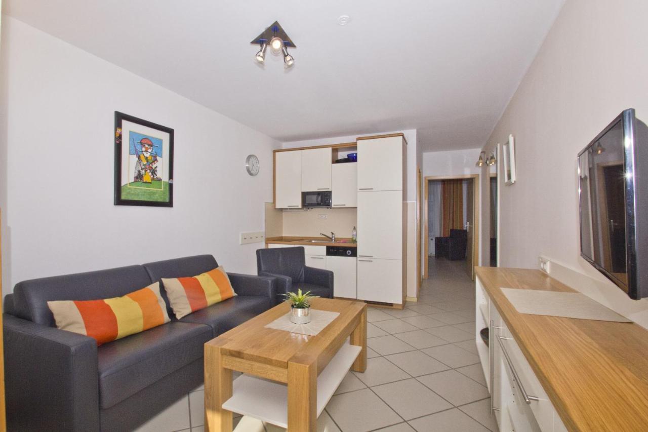 Fewo Mit Meerblick, Gratis Nutzung Vom Ahoi Erlebnisbad Und Sauna In Sellin - Haus Blick Zur See Fewo 06 غورين المظهر الخارجي الصورة